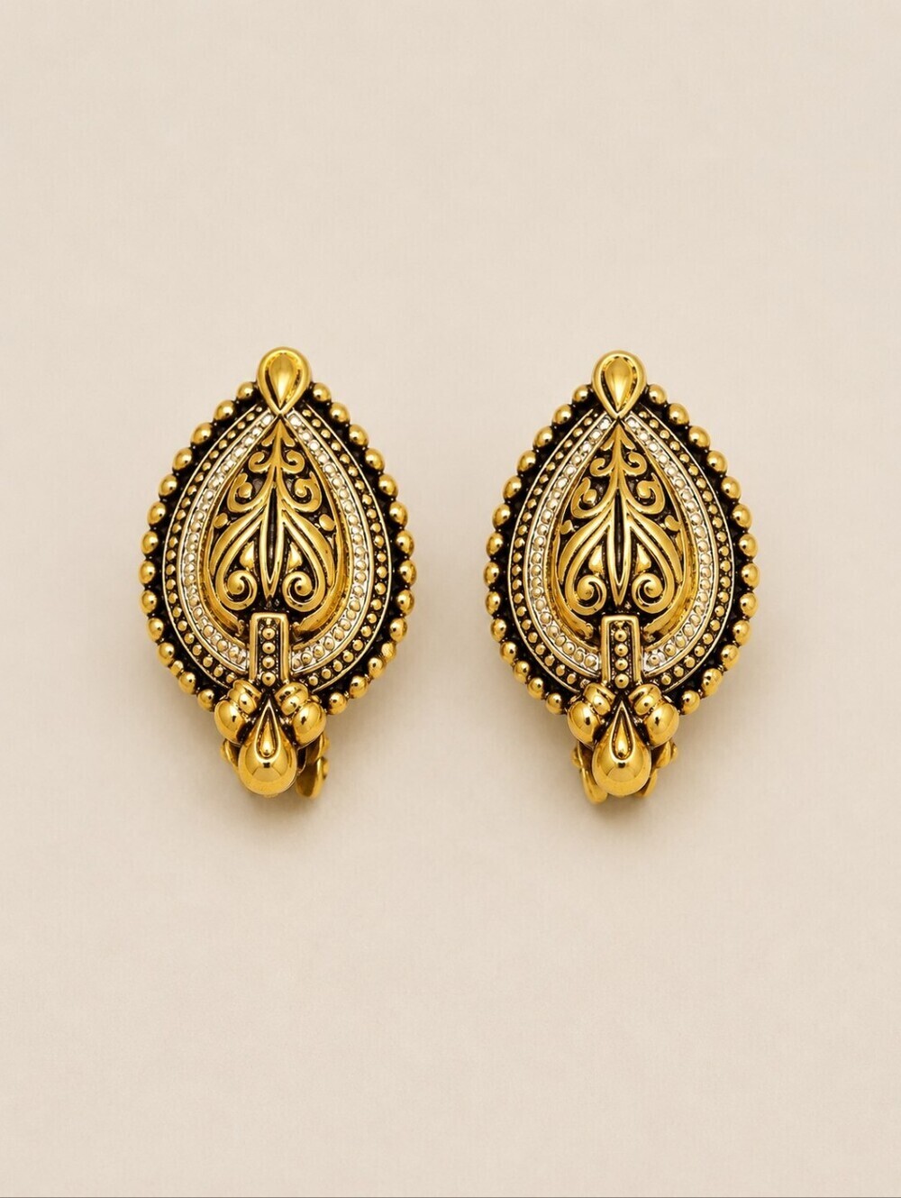Vtg Estate Dainty Damascene Gothic Tear Drop Clip-on Punk Earrings